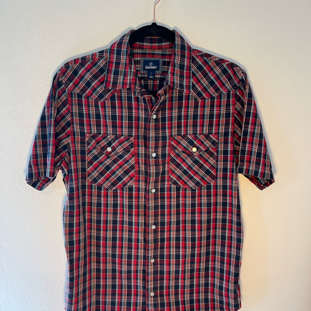 Western-Style Men’s Shirt w/ Pearlescent Buttons